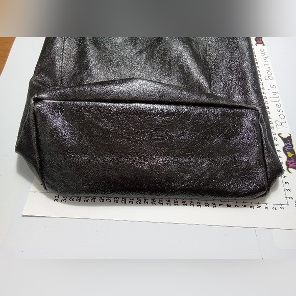 Grey/silver/charcoal metallic genuine leather tote style purse. Like new - Picture 2 of 5